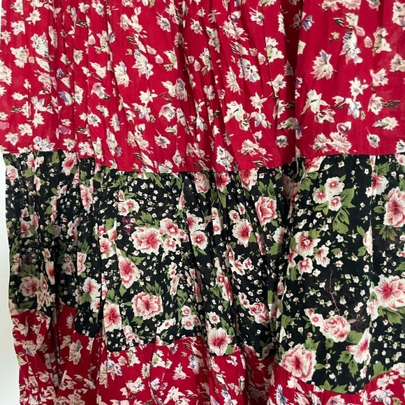 Black and Red Tiered Maxi Skirt with Tie Front girls XL 14/16 - Picture 2 of 5